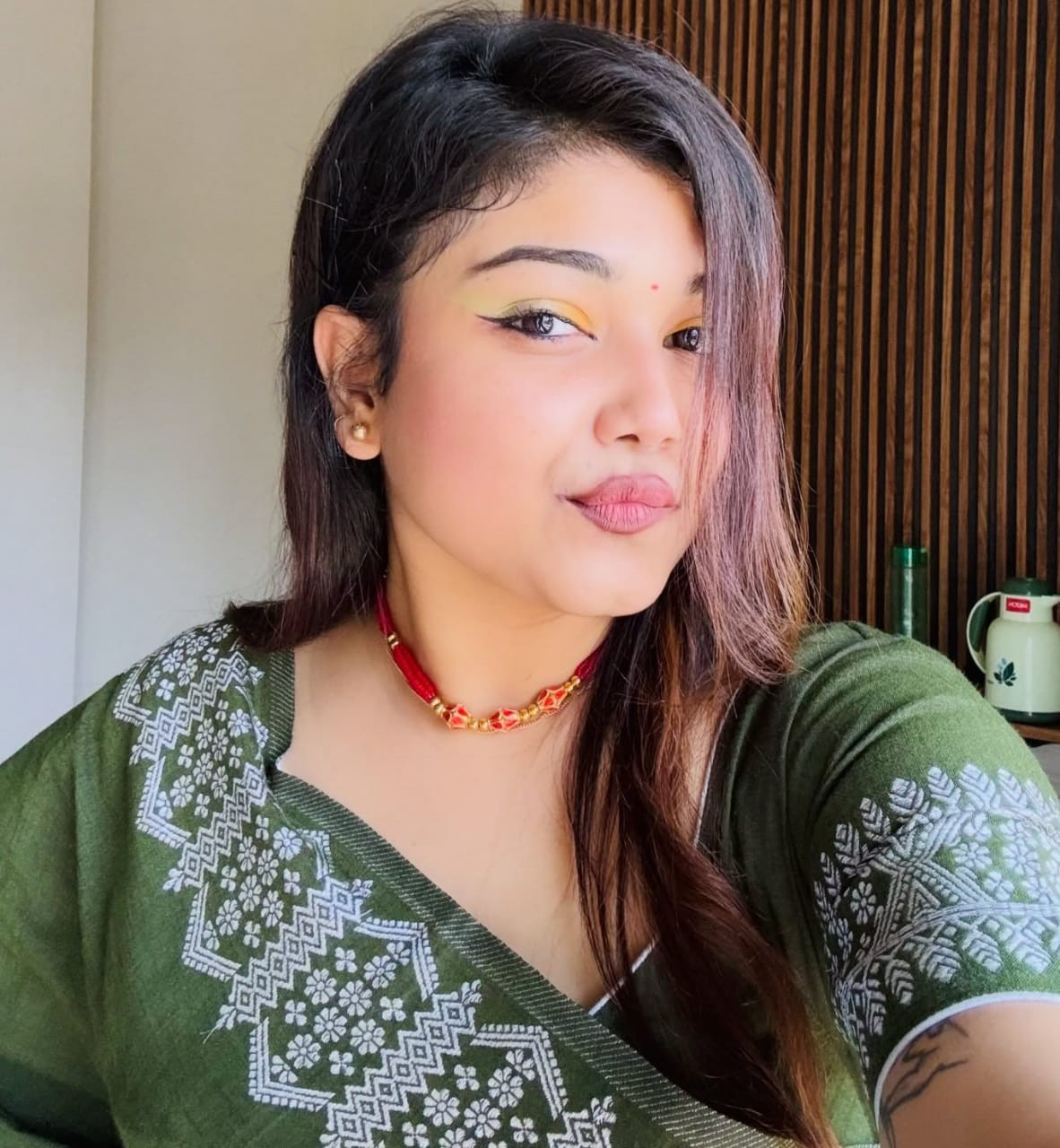 দাদার বৌকে একা পেয়ে